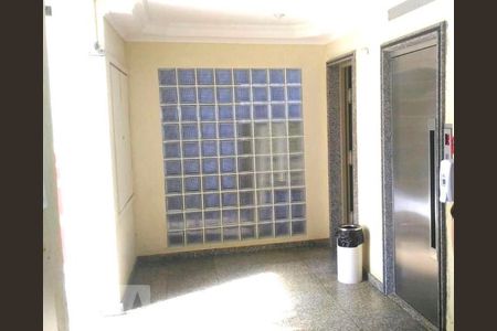 Hall de Entrada de apartamento para alugar com 2 quartos, 60m² em Vila Campestre, São Paulo