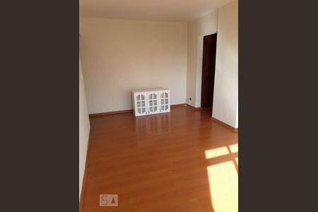 Sala de apartamento para alugar com 2 quartos, 75m² em Cerqueira César, São Paulo