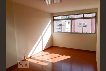Sala de apartamento para alugar com 2 quartos, 75m² em Cerqueira César, São Paulo