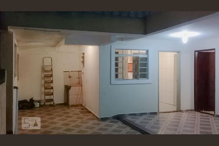 Casa à venda com 60m², 2 quartos e 1 vagaQuintal