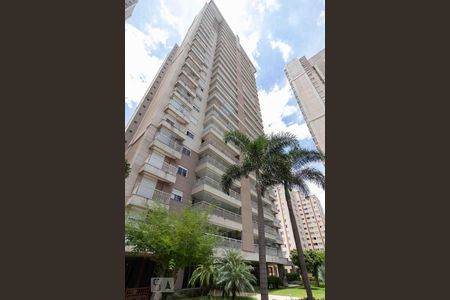 Apartamento à venda com 126m², 3 quartos e 2 vagasFachada