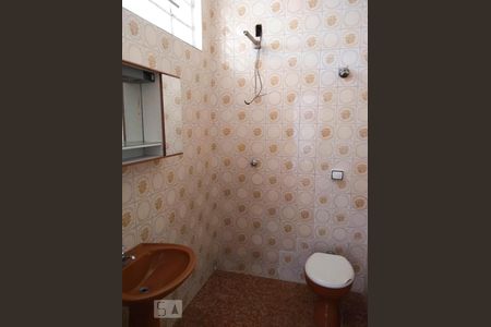 BANHEIRO de casa para alugar com 3 quartos, 170m² em Casa Verde, São Paulo