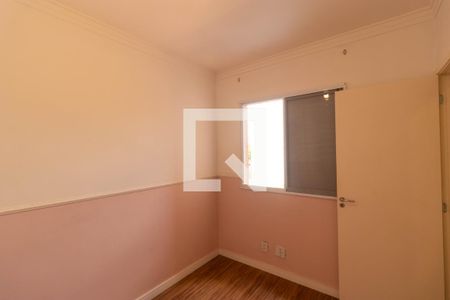 Apartamento à venda com 80m², 3 quartos e 2 vagasQuarto
