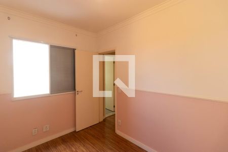 Apartamento à venda com 80m², 3 quartos e 2 vagasQuarto