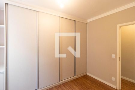 Apartamento à venda com 80m², 3 quartos e 2 vagasCloset da Suíte