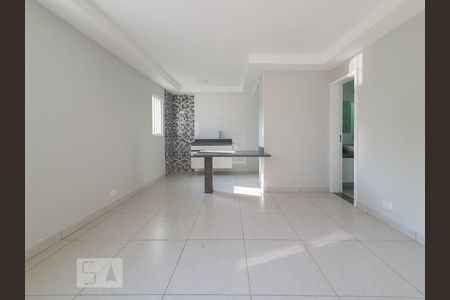 Sala/cozinha de apartamento para alugar com 1 quarto, 38m² em Vila São José (ipiranga), São Paulo