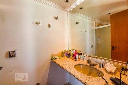 Banheiro Suíte 3 de apartamento à venda com 4 quartos, 220m² em Jardim Ampliação, São Paulo