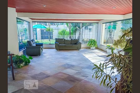 Apartamento à venda com 70m², 2 quartos e 1 vagaÁrea comum - Hall social