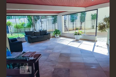 Apartamento à venda com 70m², 2 quartos e 1 vagaÁrea comum - Hall social