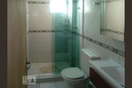 Apartamento para alugar com 74m², 2 quartos e 2 vagas Apartamento para alugar com 74m², 2 quartos e 2 vagasBanheiro
