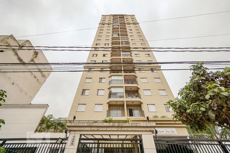 Apartamento para alugar com 65m², 3 quartos e 1 vagaFachada