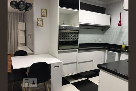 Apartamento para alugar com 3 quartos, 95m² em Vila Cachoeira, São Paulo