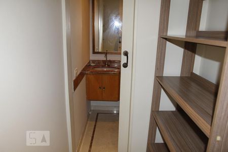 Apartamento para alugar com 79m², 2 quartos e 1 vagaLavabo