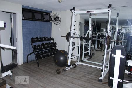 Apartamento para alugar com 79m², 2 quartos e 1 vagaAcademia