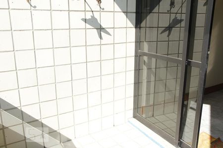 Apartamento para alugar com 79m², 2 quartos e 1 vagaSacada