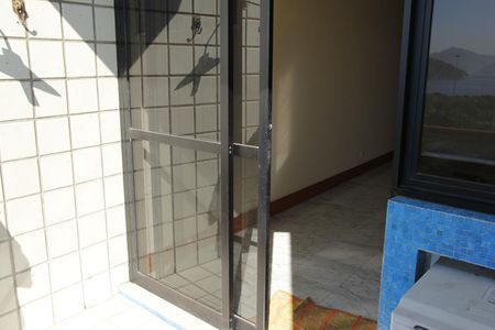 Apartamento para alugar com 79m², 2 quartos e 1 vagaSacada