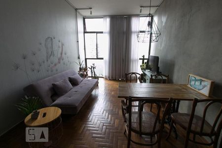 Sala de apartamento para alugar com 1 quarto, 50m² em Lourdes, Belo Horizonte
