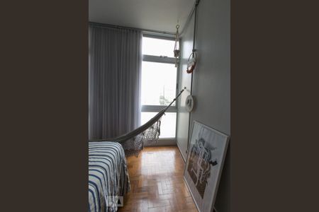 Quarto Suíte de apartamento para alugar com 1 quarto, 50m² em Lourdes, Belo Horizonte