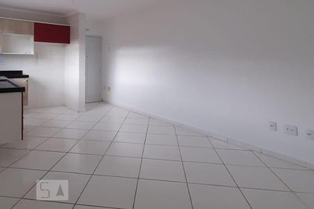 Sala de apartamento à venda com 2 quartos, 42m² em Vila Cláudio, Santo André