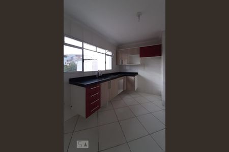 Cozinha de apartamento à venda com 2 quartos, 42m² em Vila Cláudio, Santo André