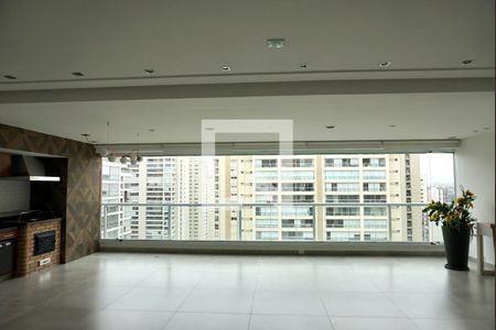 Apartamento para alugar com 220m², 3 quartos e 4 vagasSala