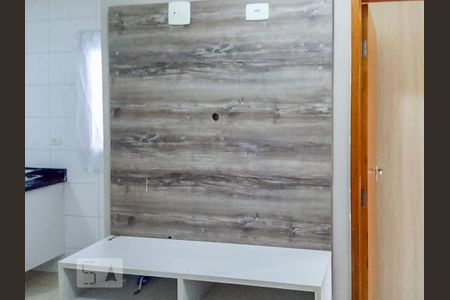 Sala de kitnet/studio para alugar com 2 quartos, 75m² em Vila Scarpelli, Santo André
