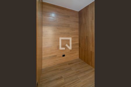 Casa à venda com 140m², 3 quartos e 2 vagas Casa à venda com 140m², 3 quartos e 2 vagasEdícula (quarto)