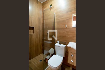 Casa à venda com 140m², 3 quartos e 2 vagas Casa à venda com 140m², 3 quartos e 2 vagasBanheiro de Serviço