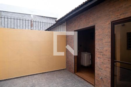 Casa à venda com 140m², 3 quartos e 2 vagas Casa à venda com 140m², 3 quartos e 2 vagasÁrea Externa
