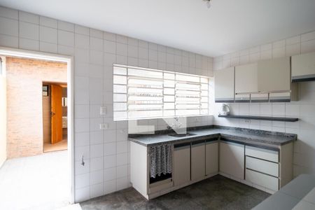 Casa à venda com 140m², 3 quartos e 2 vagas Casa à venda com 140m², 3 quartos e 2 vagasCozinha