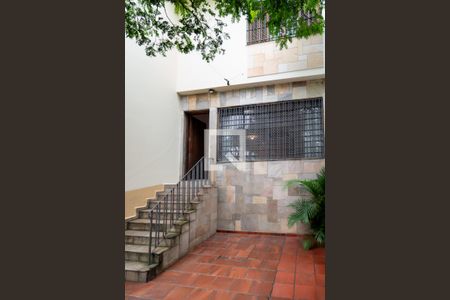 Casa à venda com 140m², 3 quartos e 2 vagas Casa à venda com 140m², 3 quartos e 2 vagasGaragem