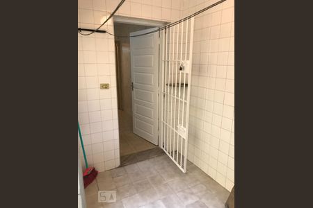 Casa para alugar com 185m², 2 quartos e 2 vagas Casa para alugar com 185m², 2 quartos e 2 vagasÁrea de serviço