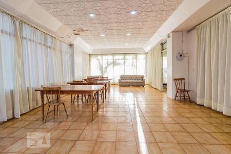 Apartamento à venda com 70m², 1 quarto e sem vagaSalao de Festa