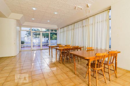 Apartamento à venda com 70m², 1 quarto e sem vagaSalao de Festa