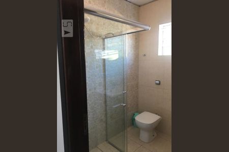 Banheiro de kitnet/studio para alugar com 1 quarto, 20m² em Americanópolis, São Paulo