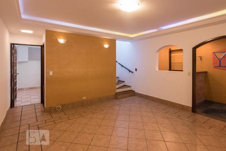 Sala de casa para alugar com 2 quartos, 185m² em Vila Anglo Brasileira, São Paulo