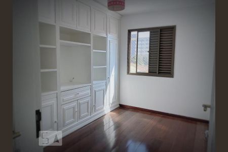 Apartamento à venda com 80m², 3 quartos e 2 vagas Apartamento à venda com 80m², 3 quartos e 2 vagasQuarto 1