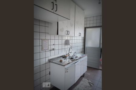Apartamento à venda com 80m², 3 quartos e 2 vagas Apartamento à venda com 80m², 3 quartos e 2 vagasCozinha