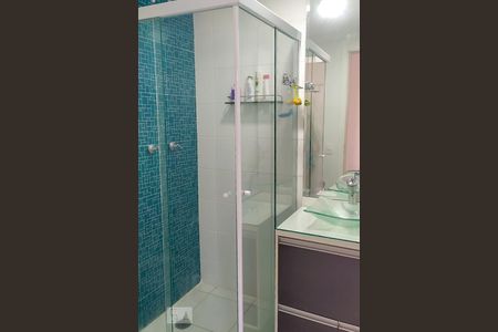 Banheiro da Suíte de apartamento à venda com 3 quartos, 57m² em Jardim Las Vegas, Guarulhos