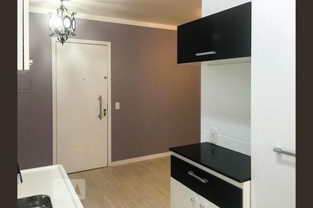 Cozinha de kitnet/studio à venda com 1 quarto, 33m² em Bela Vista, São Paulo