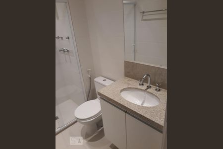 Banheiro de kitnet/studio para alugar com 1 quarto, 32m² em Sumarezinho, São Paulo