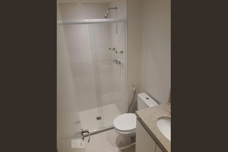 Banheiro de kitnet/studio para alugar com 1 quarto, 32m² em Sumarezinho, São Paulo