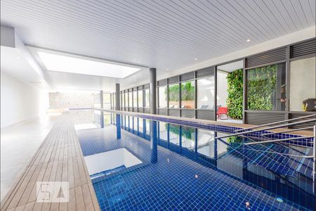 Studio para alugar com 32m², 1 quarto e sem vagaPiscina