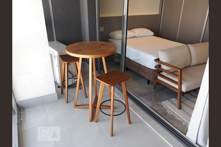 Studio - varanda de kitnet/studio para alugar com 1 quarto, 32m² em Sumarezinho, São Paulo
