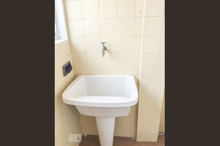 Área de serviço  de apartamento para alugar com 1 quarto, 45m² em Bela Vista, São Paulo