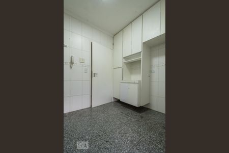 Cozinha de apartamento para alugar com 2 quartos, 60m² em Brooklin Paulista, São Paulo