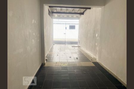 Casa para alugar com 75m², 2 quartos e 1 vagaHall de Entrada