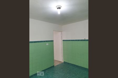 Cozinha de casa para alugar com 1 quarto, 35m² em Vila Darli, São Paulo