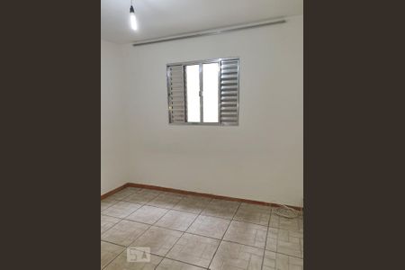 Quarto de casa para alugar com 1 quarto, 35m² em Vila Darli, São Paulo
