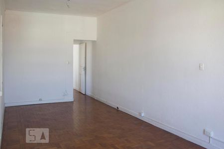 Casa à venda com 200m², 3 quartos e 1 vagaQuarto